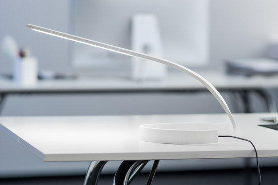 KIEPPI Desk Light white | Table lights | Nordic Hysteria