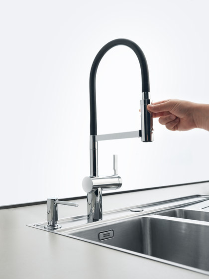 Frames by Franke Pull Out Nozzle - FS TL PO DS Nickel Optics | Kitchen taps | Franke Home Solutions