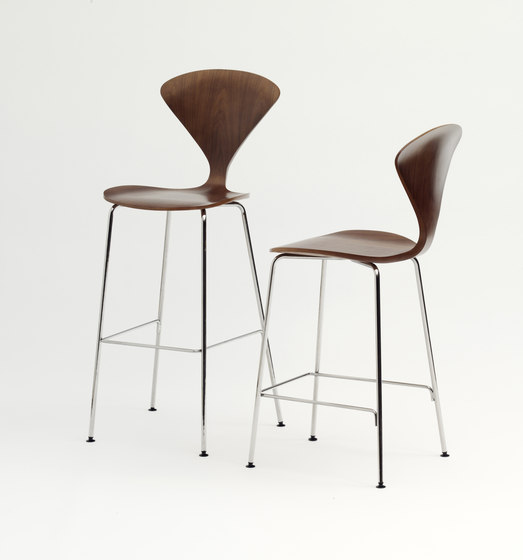Cherner Metal Base Stool | Bar stools | Cherner