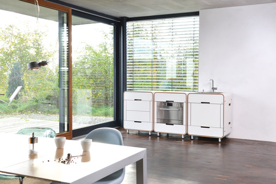 A la carte II modular kitchen | Cocinas compactas | Stadtnomaden