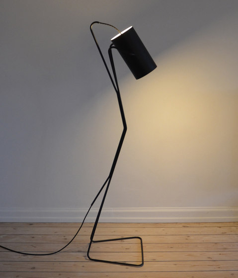 Mii flor lamp | Standleuchten | Peter Boy Design