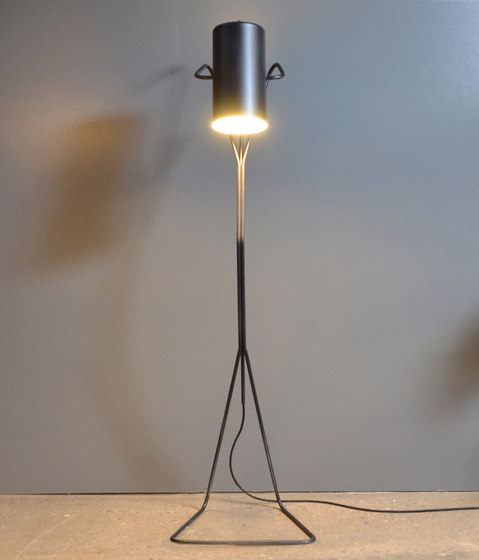 Mii flor lamp | Lampade piantana | Peter Boy Design