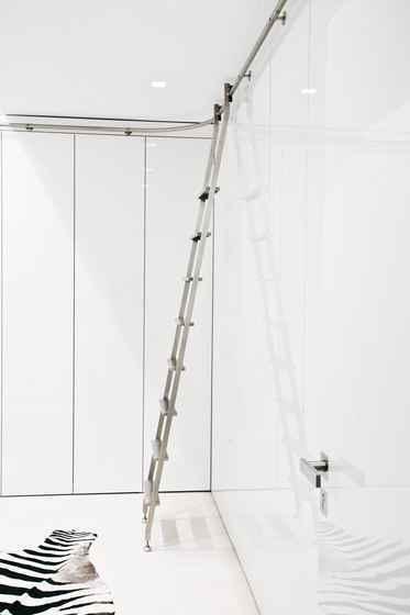 Akzent Ladder System/ Positionable Ladder | Library ladders | MWE Edelstahlmanufaktur