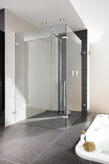 DU.338x Shower System | Cerniere doccia | MWE Edelstahlmanufaktur