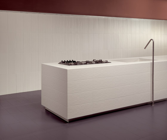 Interiors White Medium | Piastrelle ceramica | ASCOT CERAMICHE
