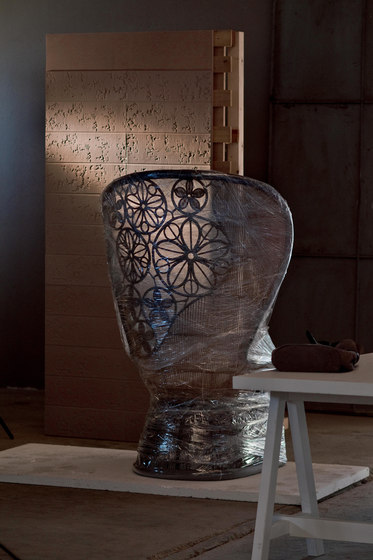 Bas-Relief code nero | Carrelage céramique | Ceramiche Mutina