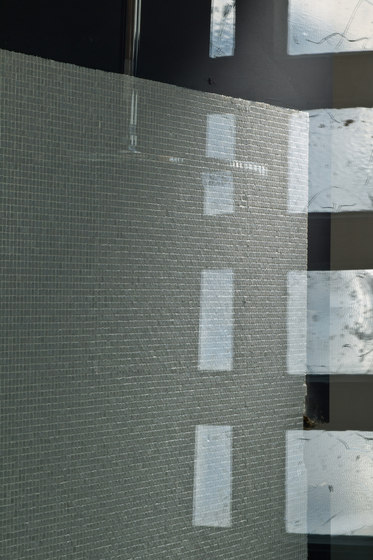 Déchirer trace cemento | Ceramic panels | Ceramiche Mutina