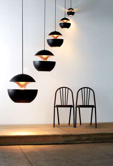 HERE COMES THE SUN | HCS BL–WH Ø550 | Suspended lights | DCW éditions