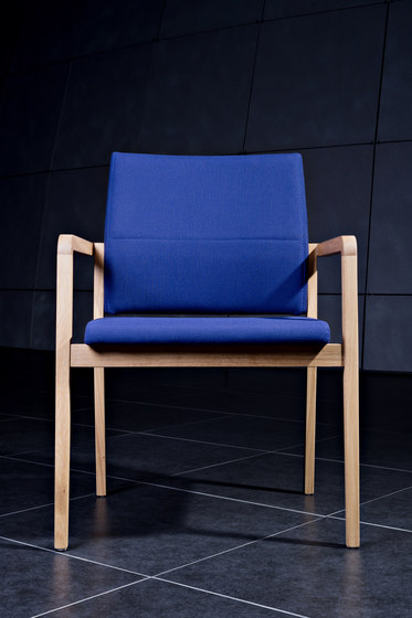 Mendel Chair | Sillas | AMOS DESIGN