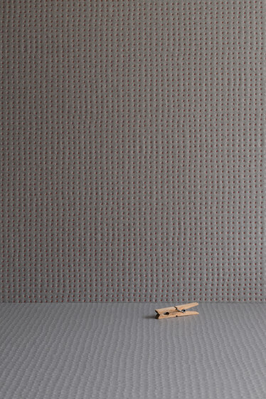 Pico up gris red dots | Ceramic panels | Ceramiche Mutina