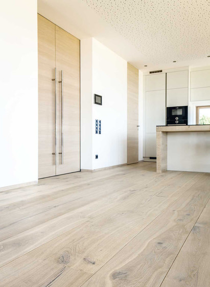 Landhausdiele Eiche Siena Ruhig | Wood flooring | Trapa