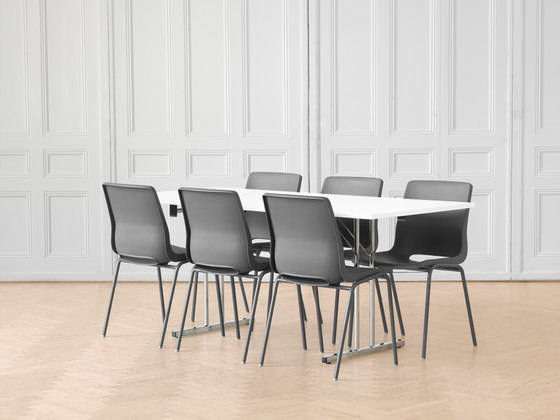 RBM Standard Folding Table Rectangle | Mesas contract | Flokk