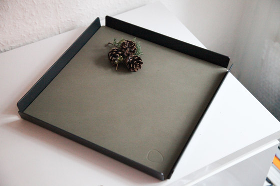 Tray Square Mini | bronze | Tabletts | LINDDNA
