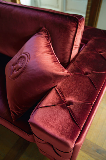 Belmondo Sessel | Sessel | Alberta Pacific Furniture