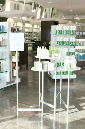 The Scissy System | Display stands | B+N Industries