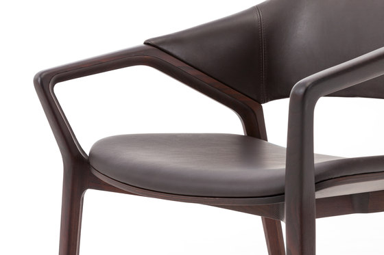 133 Ico | Chairs | Cassina