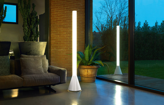 Moby | Free-standing lights | MODO luce
