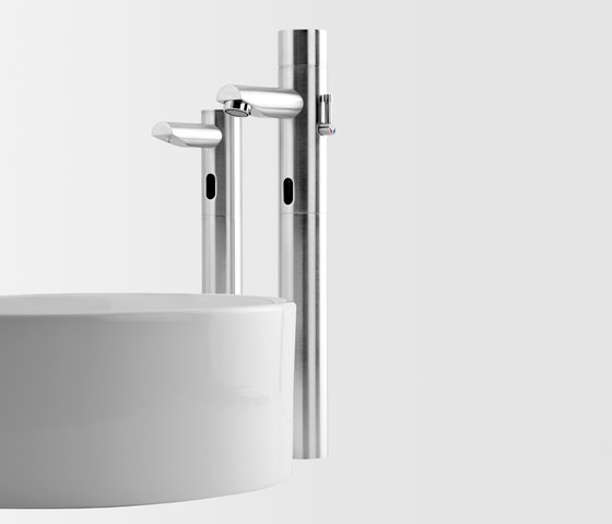 Csaba E Touch Free Faucet | Waschtischarmaturen | Stern Engineering