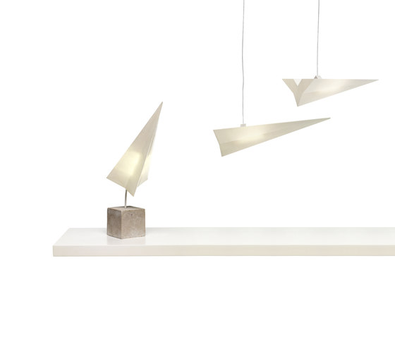 P-jet | suspension lamp small | Pendelleuchten | Skitsch by Hub Design