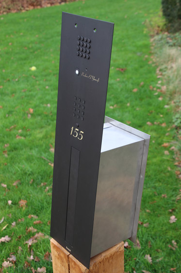 Letterbox with wireless system in bronze matt | Boîtes aux lettres | FASTTEL BELGIUM