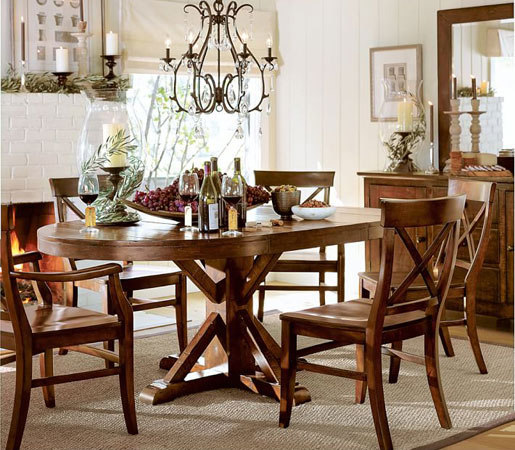 Benchwright Extending Pedestal Dining Table | Tavoli pranzo | Distributed by Williams-Sonoma, Inc. TO THE TRADE