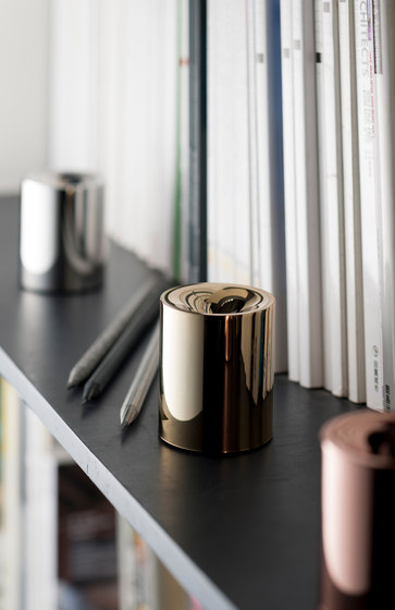 Funno | Silver Mirror Finish | Desk accessories | beyond Object