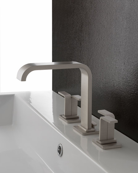 Immersion - Floor-mounted washbasin spout | Wash basin taps | Graff
