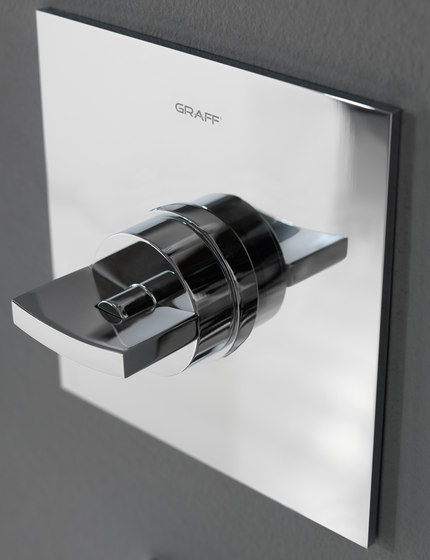 Luna - 1/2" concealed 4-way diverter for concealed shower mixers - exposed parts | Grifería para duchas | Graff