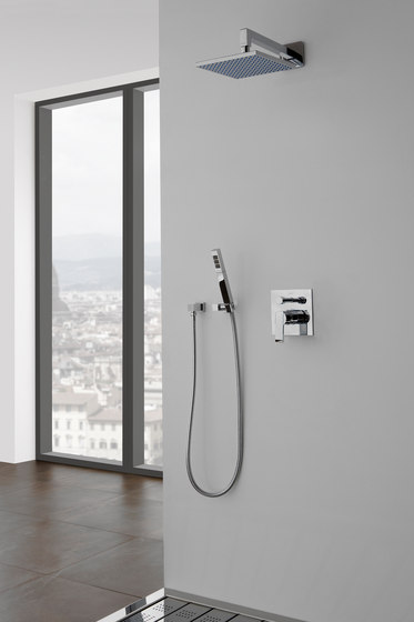 Qubic - 1/2" concealed thermostatic and cut-off valve - exposed parts | Grifería para duchas | Graff