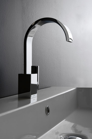 Sade - 1/2" concealed thermostatic valve - exposed parts | Robinetterie de douche | Graff