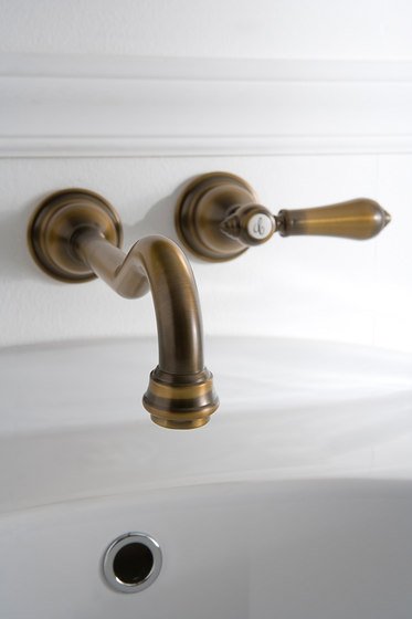 Canterbury - 3/4" concealed thermostatic valve - exposed parts | Robinetterie de douche | Graff
