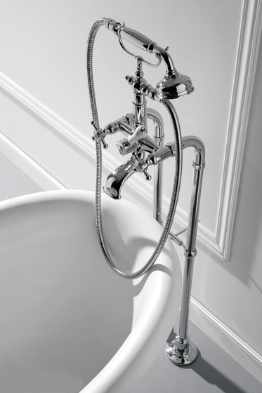 Canterbury - Three-hole washbasin mixer | Wash basin taps | Graff