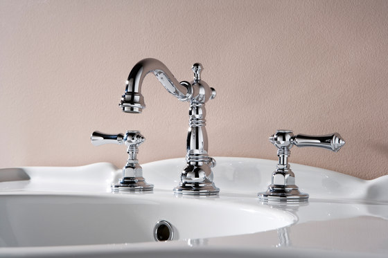 Canterbury - Three-hole washbasin mixer | Wash basin taps | Graff