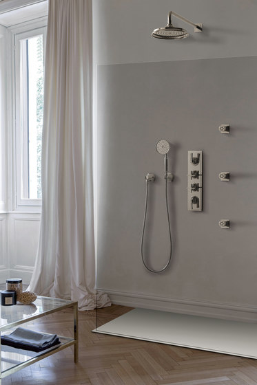 Finezza - Concealed shower mixer with diverter 1/2" - exposed parts | Grifería para duchas | Graff