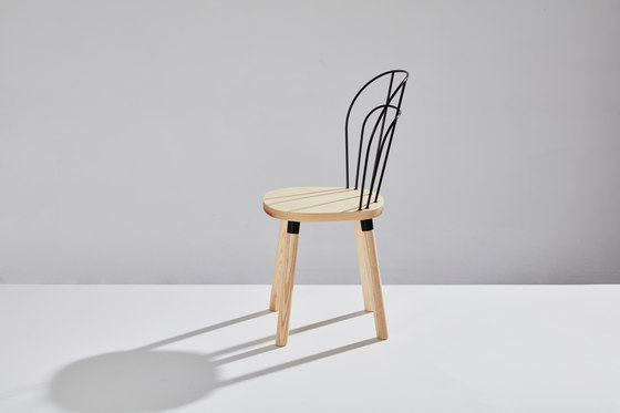 Partridge Bar Stool with Backrest | Sgabelli bancone | DesignByThem