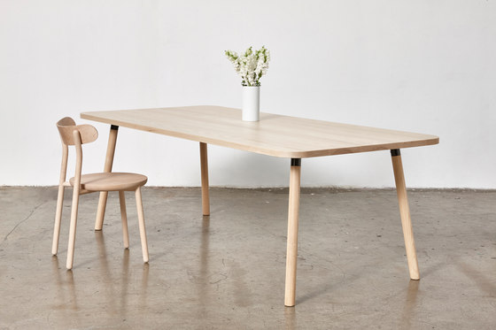 Partridge Bar Table | Stehtische | DesignByThem
