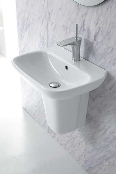 Clear - Water closet pan with cistern bottom water entrance | WC | Olympia Ceramica
