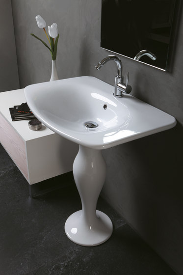 Formosa - Rectangular one hole washbasin | Wash basins | Olympia Ceramica