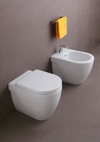 Nicole - Water closet pan with cistern bottom water entrance | WC | Olympia Ceramica