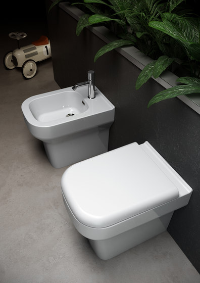 Synthesis - Wall hung wc | WCs | Olympia Ceramica