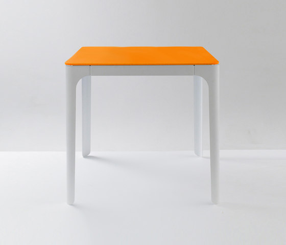Pop Table - Rectangle | Esstische | DesignByThem