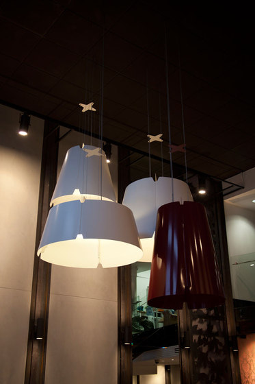 Stomp | Floor Lamp | Lámparas de pie | Luxxbox