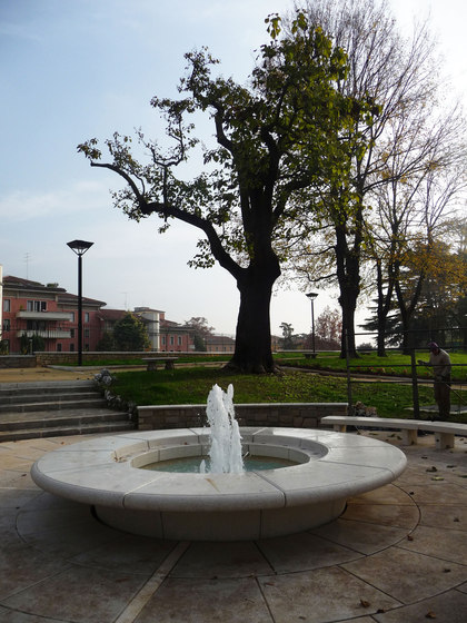 Margherita Fountain | Fontaines à jets d'eau | Bellitalia