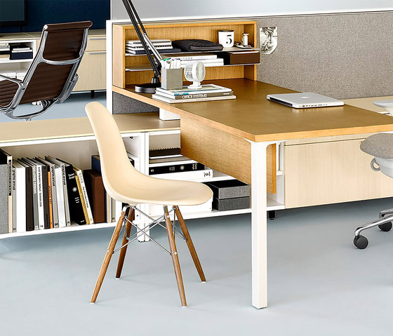 Eames Molded Wood Side Chair | Stühle | Herman Miller