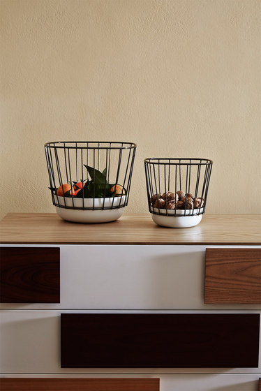 Canasta - Small white bowl & black nickel cage | Bowls | Incipit Lab srl