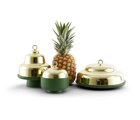 Belle - Tall oak stand & brass cloche dome | Bowls | Incipit Lab srl