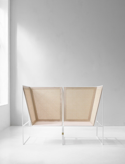 #80 White | Armchairs | aggestrup