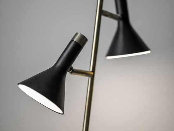 Bennett LED Tree Lamp | Lámparas de pie | ADS360