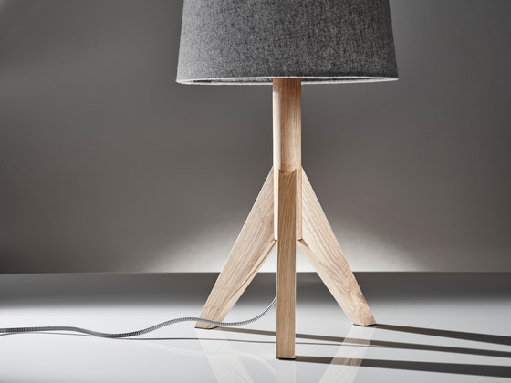 Eden Floor Lamp | Free-standing lights | ADS360