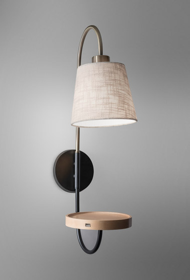 Jeffrey Shelf Floor Lamp | Lámparas de pie | ADS360